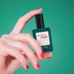 Pose de vernis Pieds GREEN FLASH 15mn